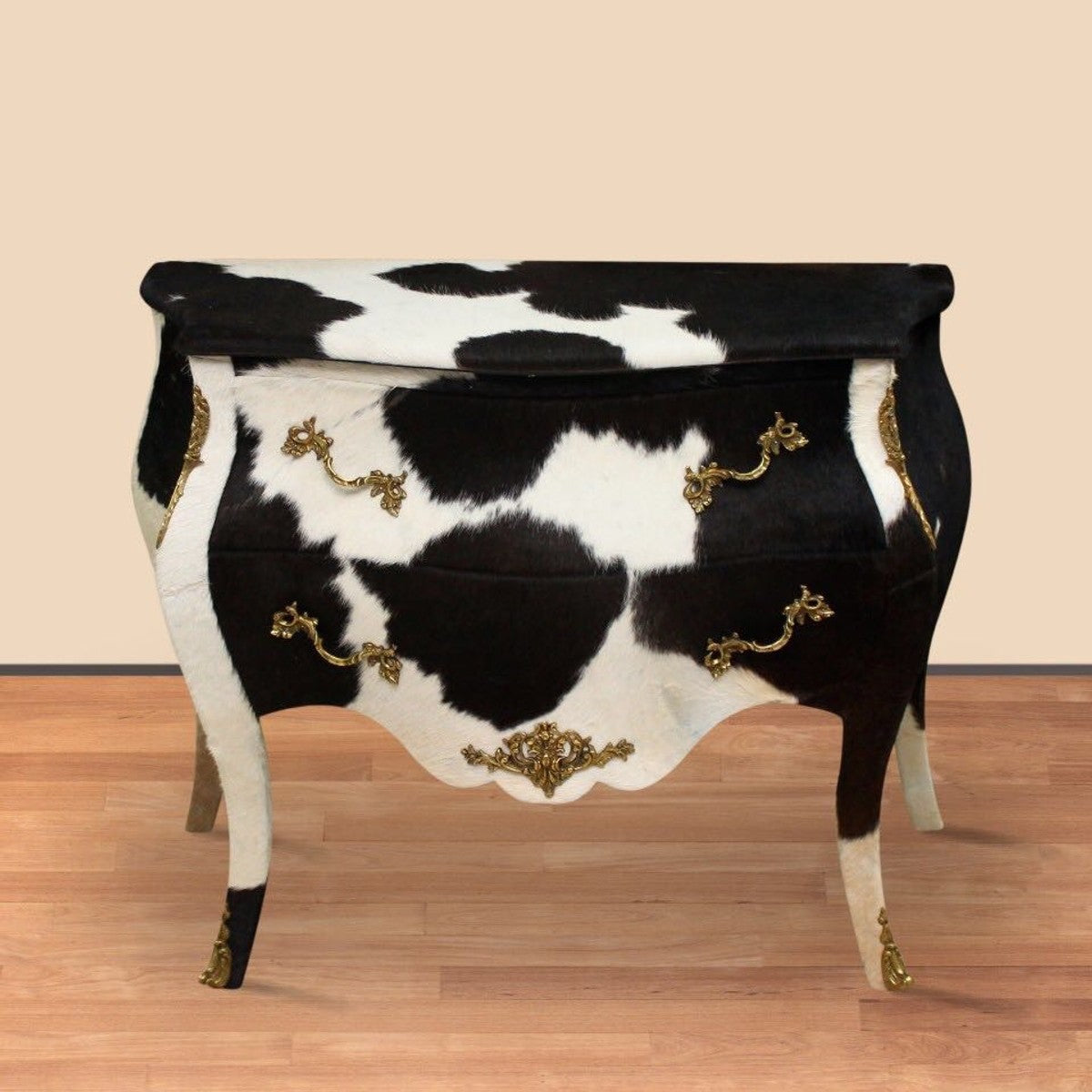 Barock Kuhfell Kommode Schwarz / Weiß 100 x 50 x H. 80 cm - Antik Stil Möbel