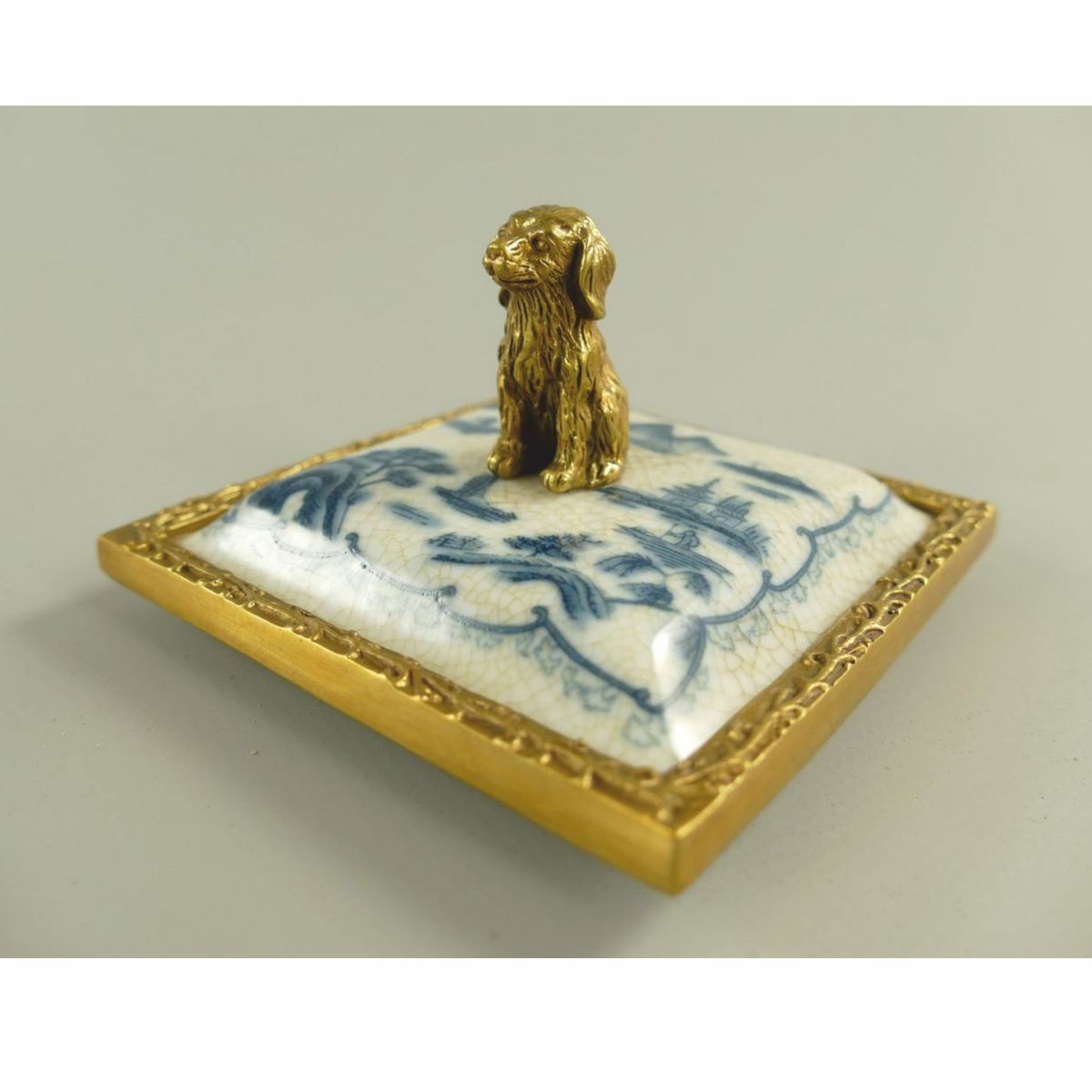 Barock Porzellan Zuckerdose mit Deckel Creme / Blau / Messing 10 x 10 x H. 13 cm