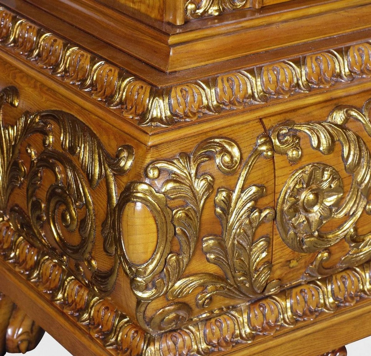 Luxus Wohnzimmerschrank mit LED Beleuchtung Braun / Gold 268 x 58 x H. 189 cm - Massivholz Schrank - Luxus Möbel - Luxus Einrichtung - Wohnzimmer Einrichtung - Luxus Qualität