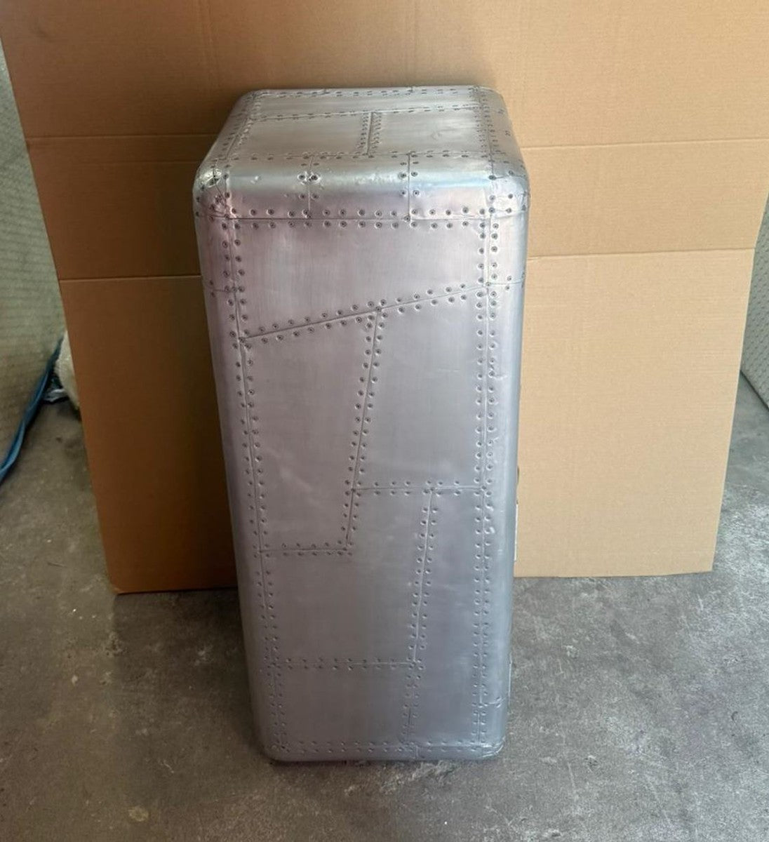 Aluminium Kommode mit 6 Schubladen H. 100 cm - Aluminium Möbel