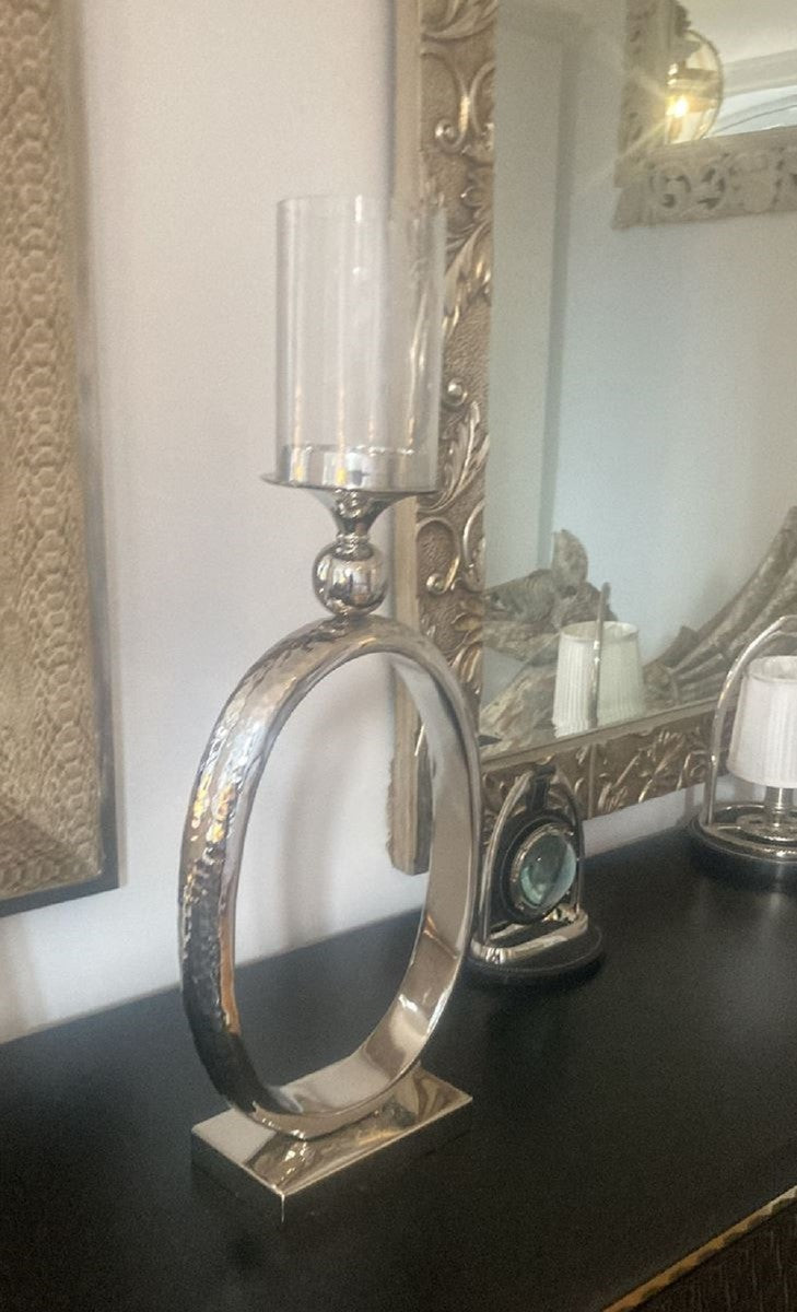 Designer Kerzenleuchter Silber 25 x 10 x H. 63 cm - Dekorativer Aluminium Kerzenleuchter - Deko Accessoires