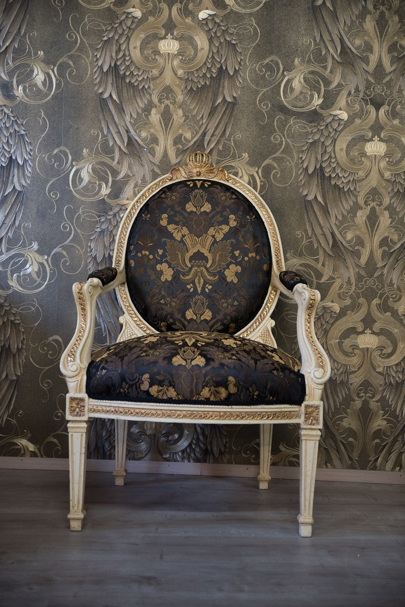 Pompöös by Barock Wohnzimmer Set Creme / Oliv mit goldenem Muster - Pompööse Barock Wohnzimmermöbel designed by Harald Glööckler