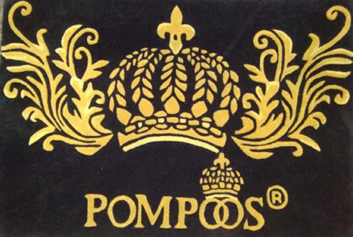 Pompöös by Luxus Designer Fußmatte von Harald Glööckler Krone Schwarz / Gold 80 x 50 cm - Deko Accessoires