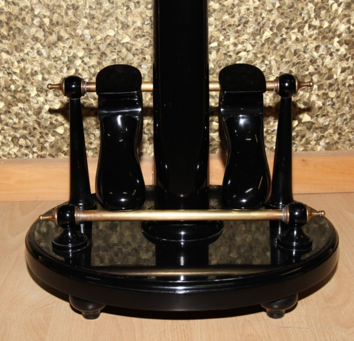 Designer Luxus Garderoben Ständer New York Banker Stil - Schwarz / Messing - Dressboy - Kleiderständer Anzugständer - Barock Empire Art Deco Jugendstil Stummer Diener Herren Diener Biedermeier