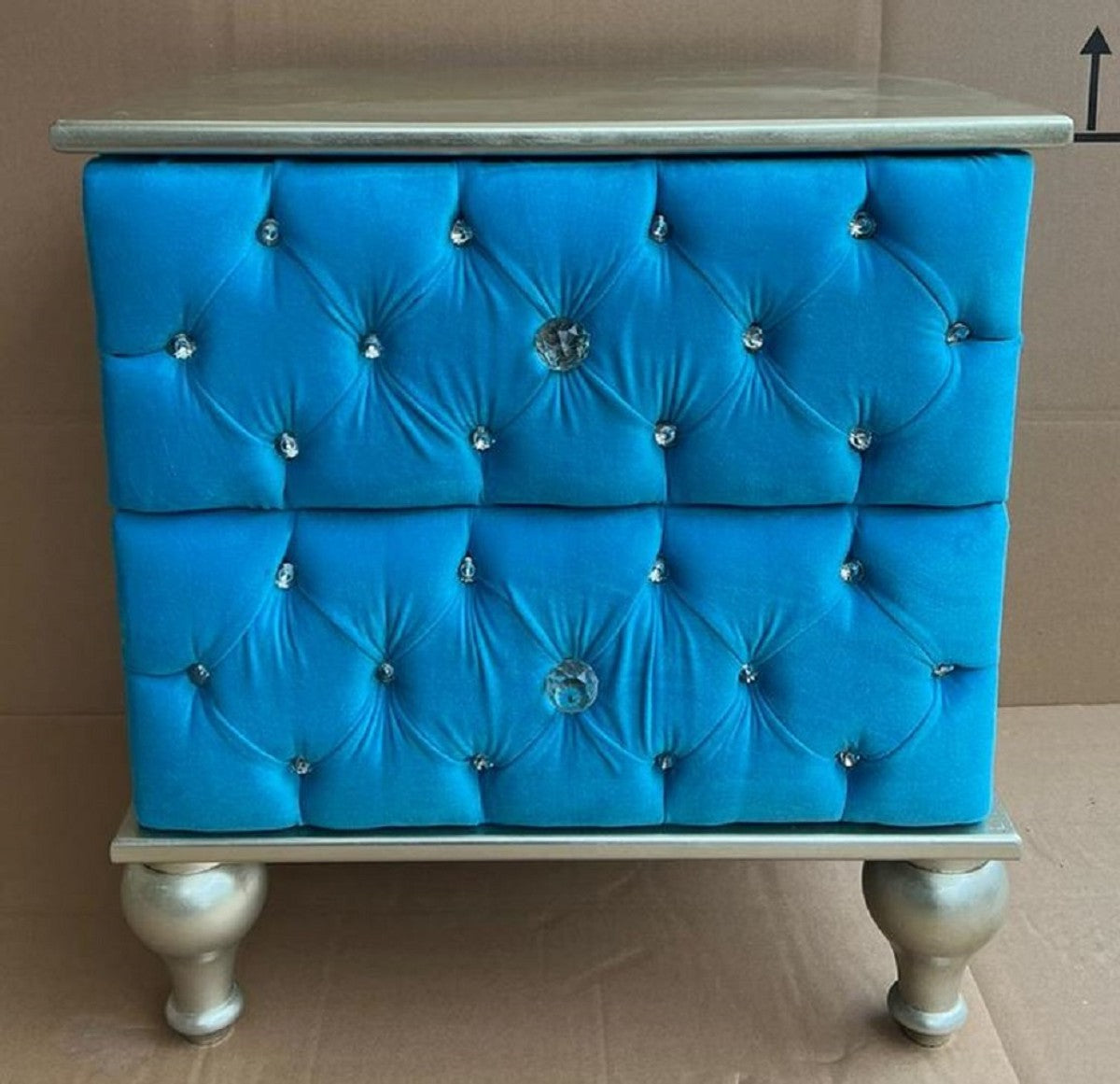 Barock Nachtkommode mit 2 Schubladen und Glitzersteinen Hellblau / Silber - Barockstil Nachttisch - Barock Möbel - Schlafzimmer Möbel im Barockstil - Edel & Prunkvoll