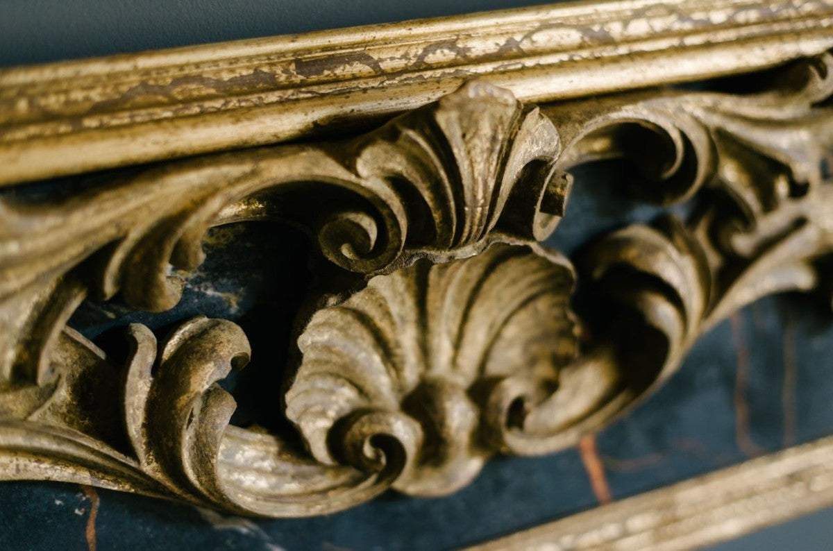 Barock Spiegel Schwarz / Gold 104,5 x H. 128 cm - Prunkvoller handgefertigter Wandspiegel mit dekorativem Rahmen und wunderschönen Verzierungen