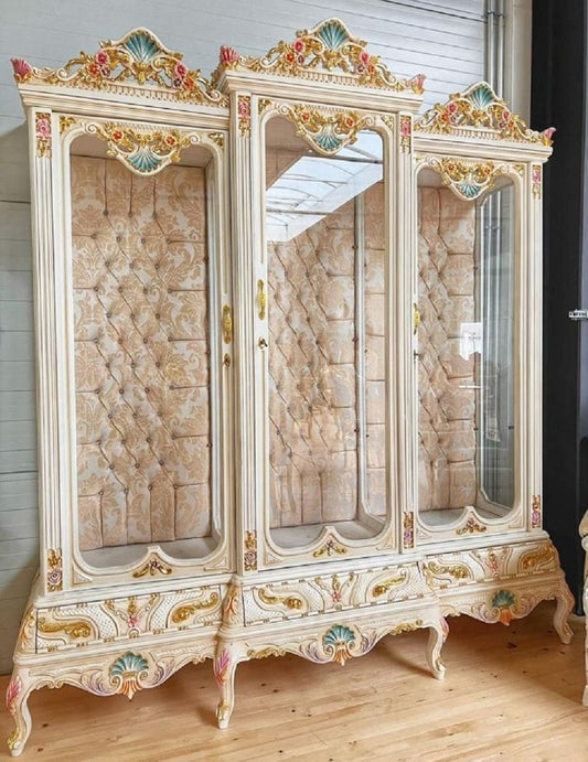 Barock Vitrine Weiß / Beige / Mehrfarbig / Gold - Handgefertigter Massivholz Vitrinenschrank mit 3 Glastüren und Glitzersteinen - Barock Möbel - Edel & Prunkvoll