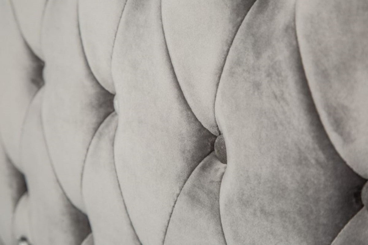 Chesterfield Samt Doppelbett Silbergrau / Silber 190 x 215 x H. 130 cm - Massivholz Bett mit Kopfteil - Chesterfield Schlafzimmer Möbel