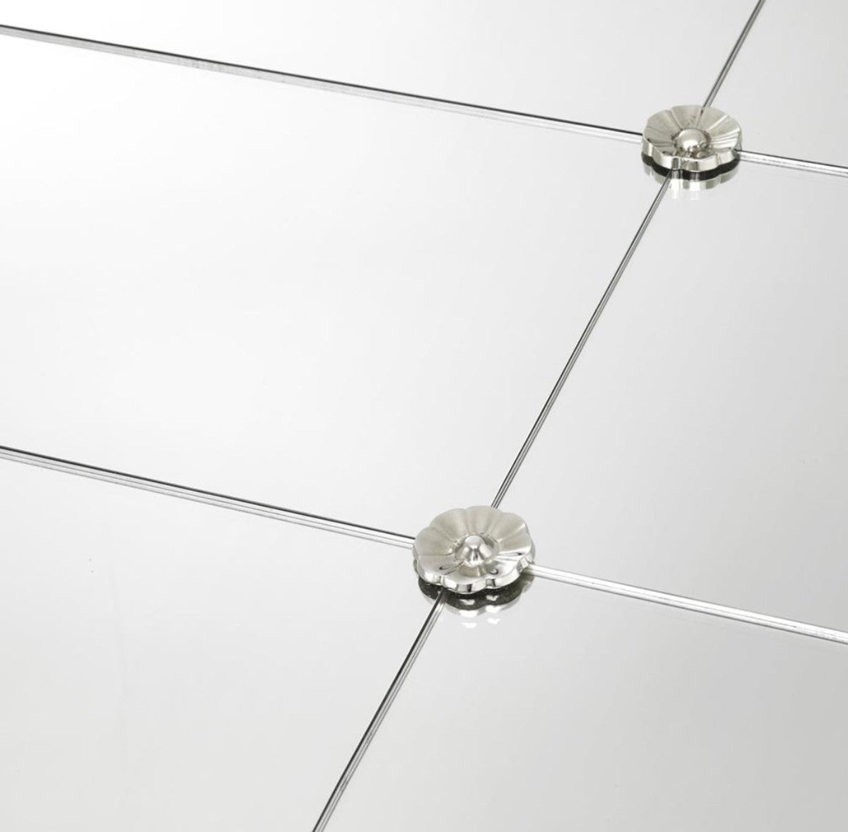 Luxus Wohnzimmer Couchtisch 115 x 89,5 x H. 55 cm - Limited Edition