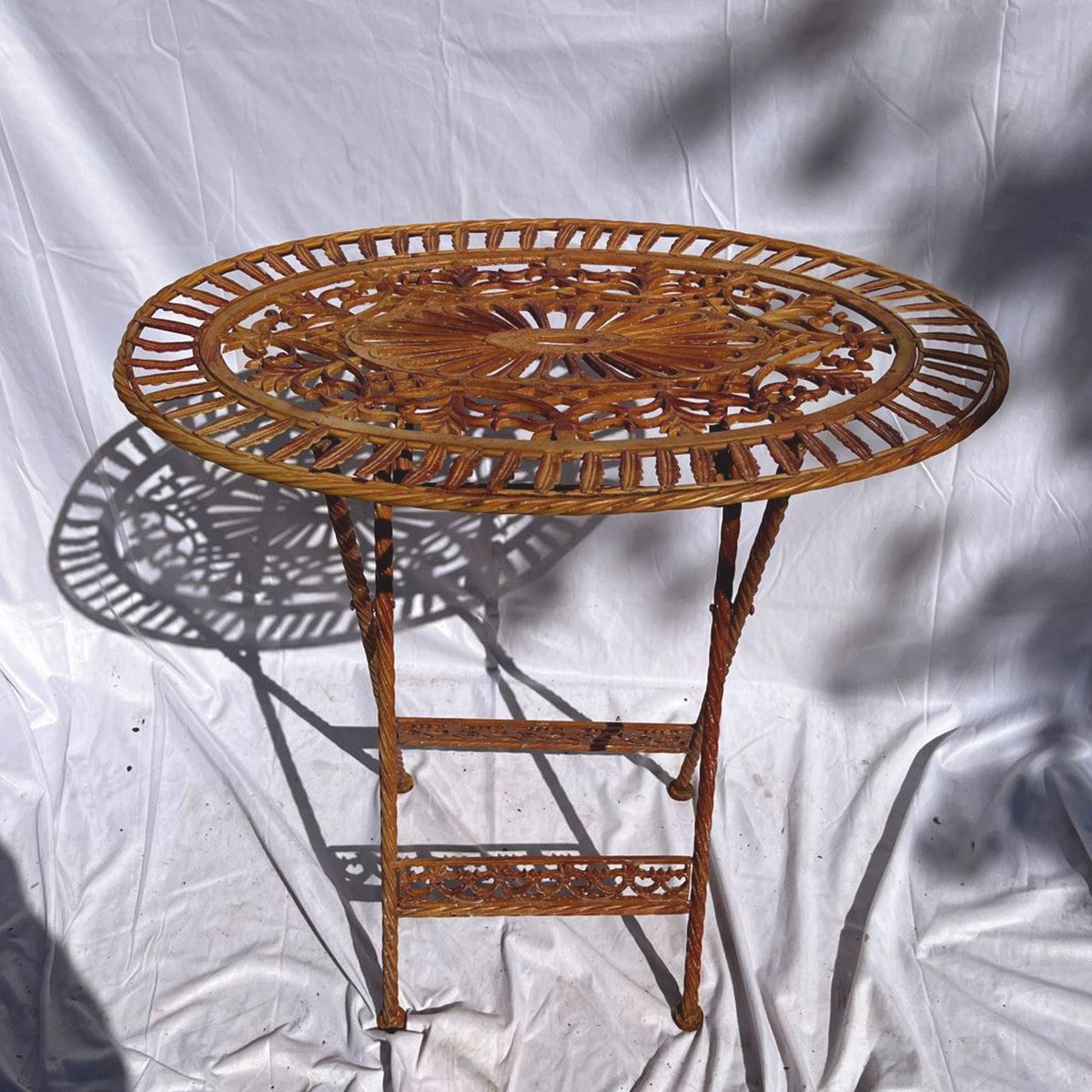 Jugendstil Gartentisch Rost 70 x 54 x H. 74 cm - Klappbarer Garten Esstisch