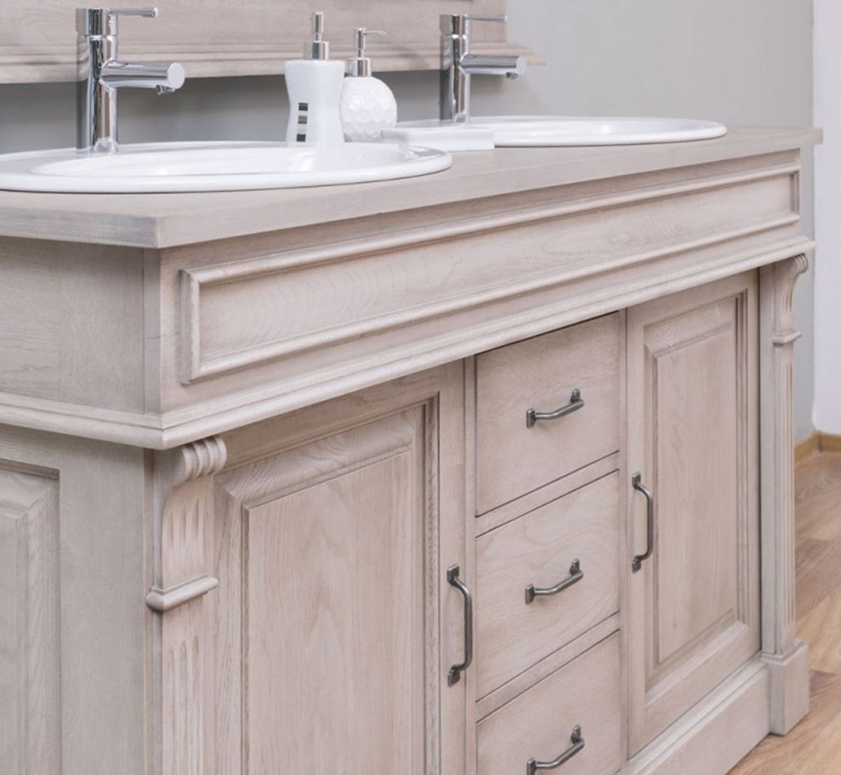 Landhausstil Badezimmer Set Grau - 1 Doppelwaschtisch & 2 Waschbecken & 2 Wasserhähne & 1 Wandspiegel - Massivholz Badezimmermöbel im Landhausstil