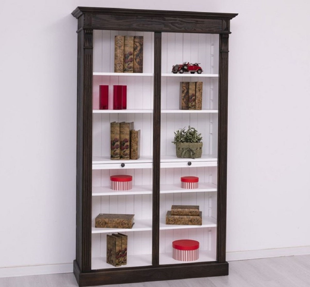 Landhausstil Bücherschrank Schwarz / Weiß 120 x 37 x H. 197 cm - Massivholz Schrank - Regalschrank - Wohnzimmerschrank - Landhausstil Möbel