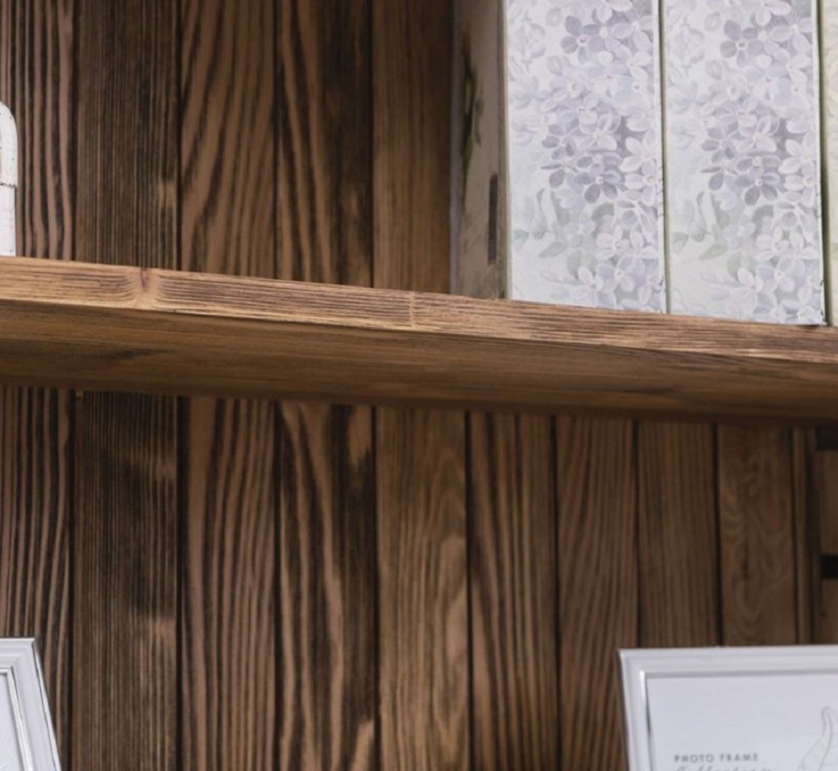 Landhausstil Bücherschrank Weiß / Braun 109 x 39 x H. 210 cm - Massivholz Schrank - Regalschrank - Wohnzimmerschrank - Büroschrank - Landhausstil Möbel