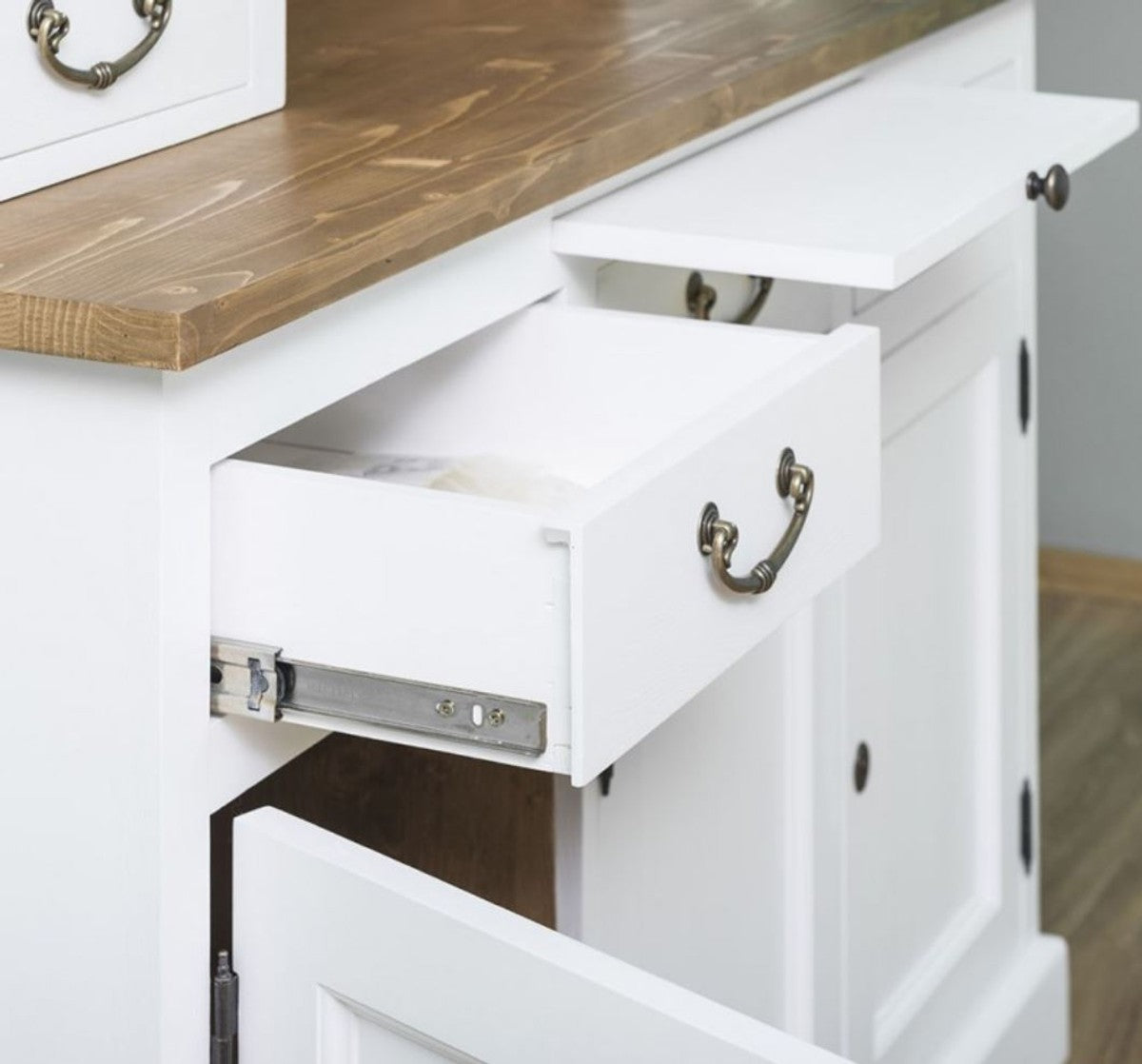 Landhausstil Küchenschrank Weiß / Braun 137 x 50 x H. 197 cm - 2 Teiliger Küchenschrank mit 5 Türen und 7 Schubladen - Landhausstil Küchenmöbel