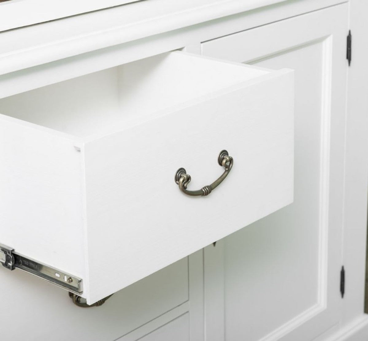 Landhausstil Küchenschrank Weiß / Braun 179 x 47 x H. 225 cm - Massivholz Küchenschrank mit 4 Türen und 3 Schubladen - Landhausstil Küchenmöbel