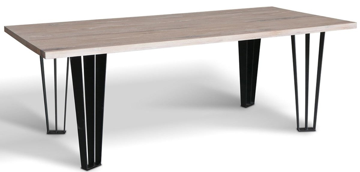 Massivholz Esstisch in authentisch rustikaler Optik - Verschiedene Farben & Größen - Rechteckiger Küchentisch mit massiver Eichenholz Tischplatte und Metallbeinen