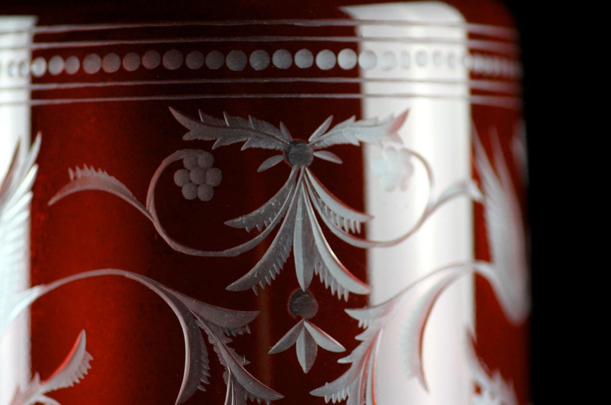 Luxus Whisky Karaffe Rot / Silber Ø 12,5 x H. 20 cm - Mundgeblasene und handgravierte Glas Karaffe - Hotel & Restaurant Accessoires - Luxus Qualität