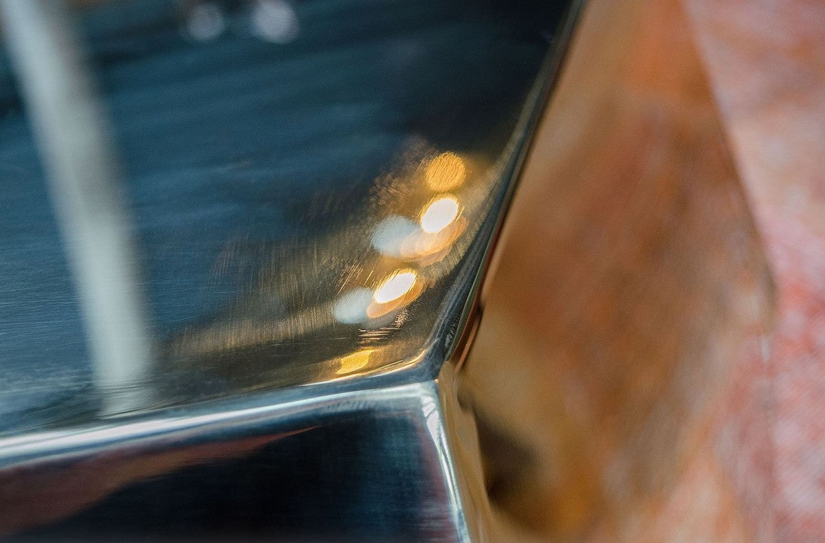 Designer Wohnzimmertisch / Beistelltisch Gold 89 x 90 x H. 45 cm - Designer Kollektion