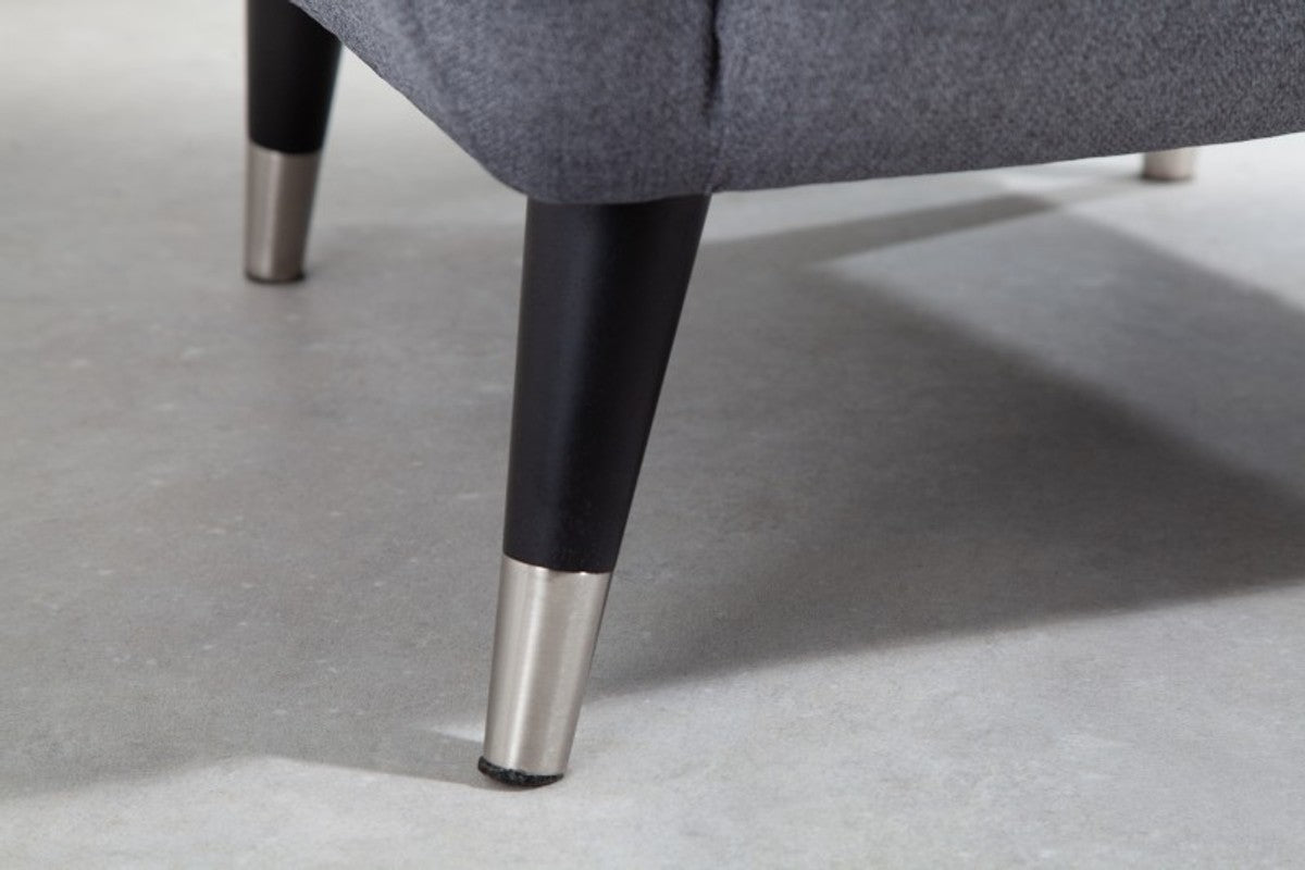 Chesterfield Ohrensessel Grau / Silber / Schwarz von Casa Padrino