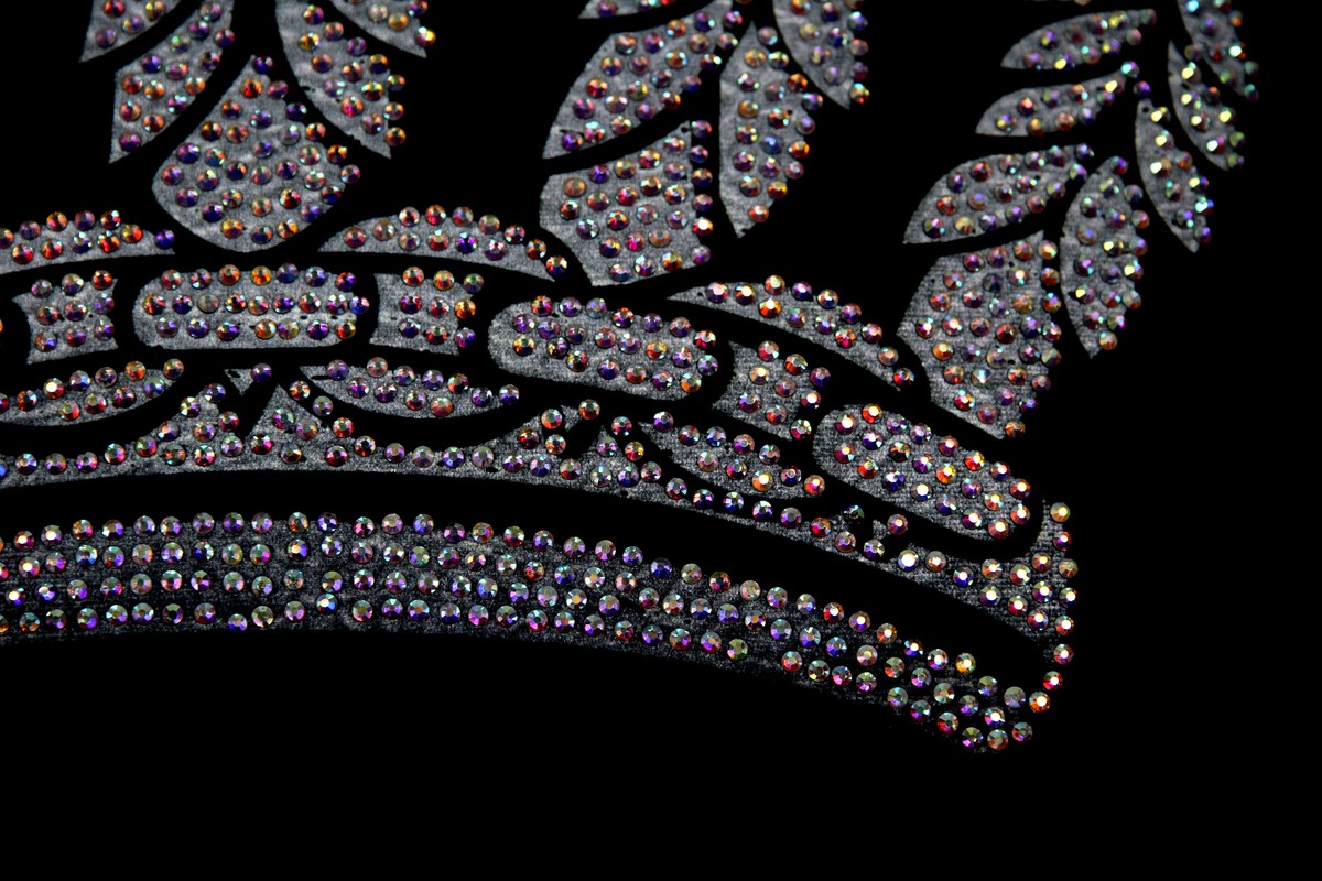 Harald Glööckler Luxus Deko Kissen Pompöös by Schwarz / Silber Krone mit Strass Steinen - Glööckler Kissen AAA