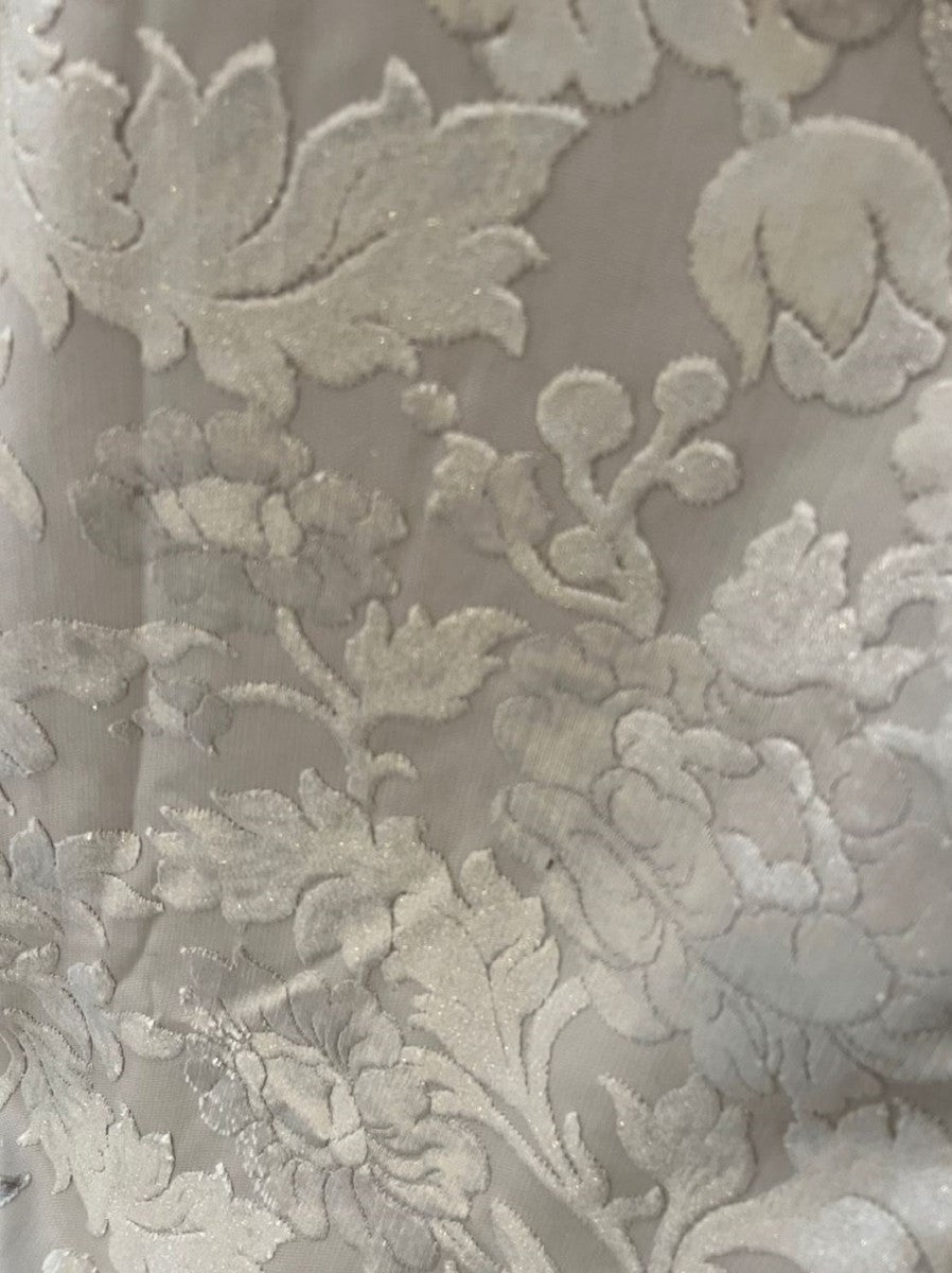 Luxus Wohndecke Pompöös by Creme Muster von Harald Glööckler mit edlem Bouquet Musterstoff