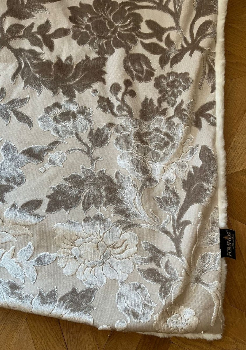 Luxus Wohndecke Pompöös by Creme Muster von Harald Glööckler mit edlem Bouquet Musterstoff