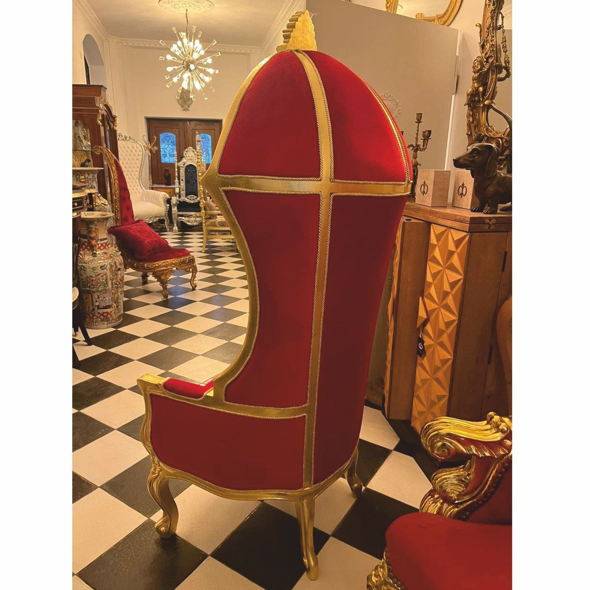 Pompöös by Luxus Barock Ballon Sessel Bordeauxrot / Gold - designed by Harald Glööckler