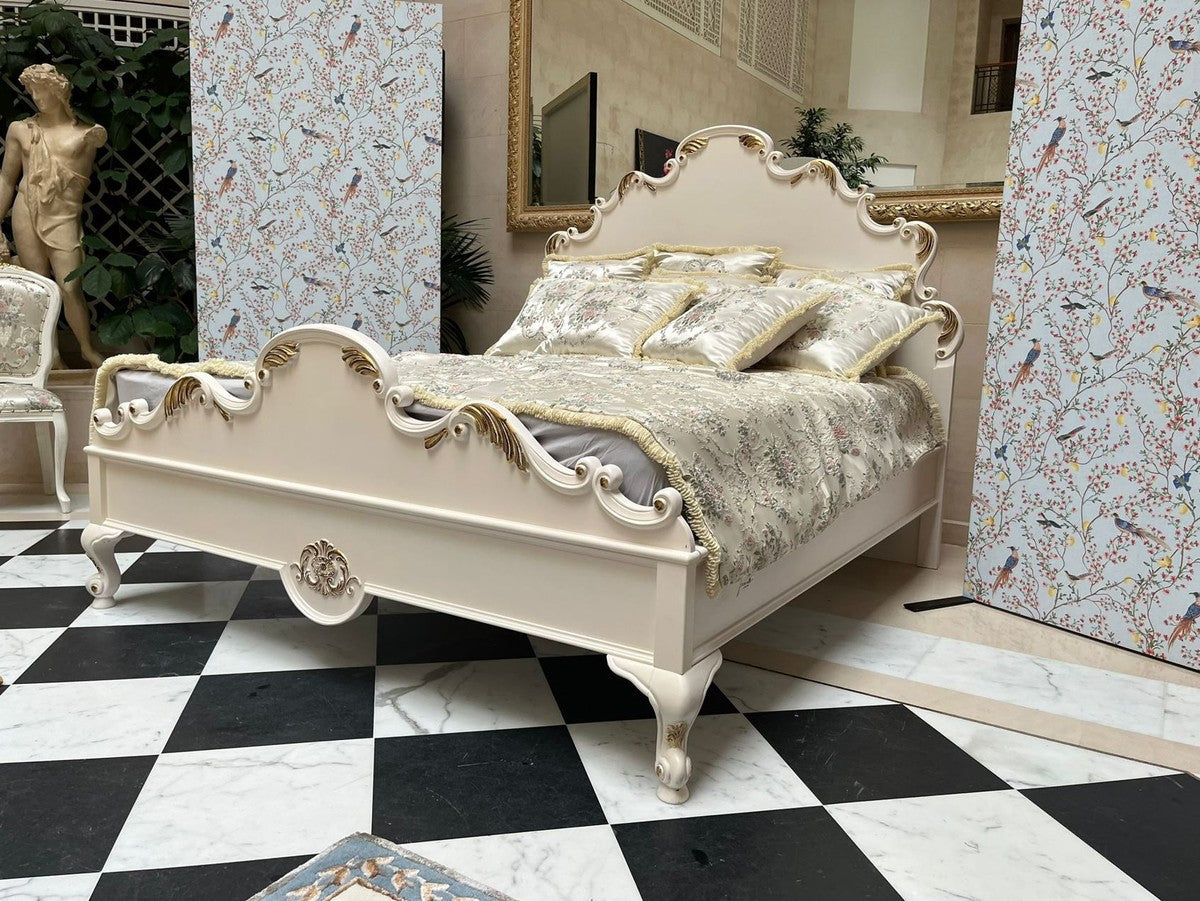 Pompöös by Luxus Barock Doppelbett Provence Creme / Gold - designed by Harald Glööckler